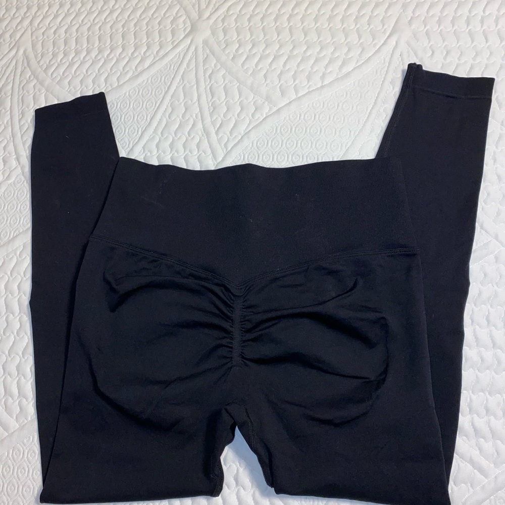 RUUHEE Butt Scrunch Leggings